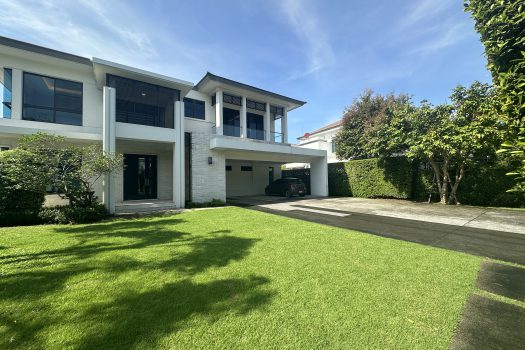 ขายบ้านสุดหรู ลดาวัลย์ รัตนาธิเบศร์ 4 ห้องนอน 4 ห้องน้ำ 208 ตร.ว. บ้านสวย สภาพมือ 1