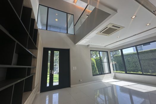 ขายบ้านสุดหรู ลดาวัลย์ รัตนาธิเบศร์ 4 ห้องนอน 4 ห้องน้ำ 208 ตร.ว. บ้านสวย สภาพมือ 1