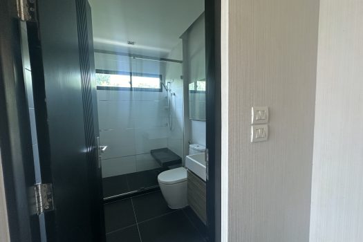 ขายบ้านสุดหรู ลดาวัลย์ รัตนาธิเบศร์ 4 ห้องนอน 4 ห้องน้ำ 208 ตร.ว. บ้านสวย สภาพมือ 1