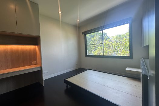 ขายบ้านสุดหรู ลดาวัลย์ รัตนาธิเบศร์ 4 ห้องนอน 4 ห้องน้ำ 208 ตร.ว. บ้านสวย สภาพมือ 1