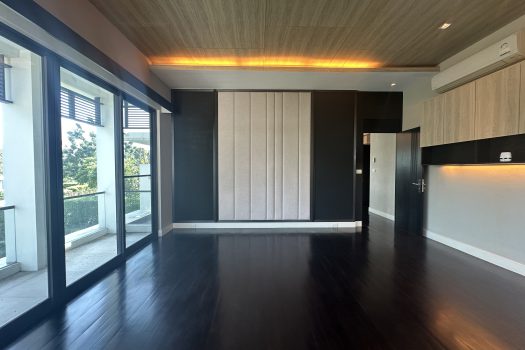 ขายบ้านสุดหรู ลดาวัลย์ รัตนาธิเบศร์ 4 ห้องนอน 4 ห้องน้ำ 208 ตร.ว. บ้านสวย สภาพมือ 1