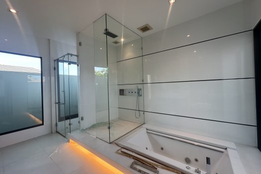 ขายบ้านสุดหรู ลดาวัลย์ รัตนาธิเบศร์ 4 ห้องนอน 4 ห้องน้ำ 208 ตร.ว. บ้านสวย สภาพมือ 1