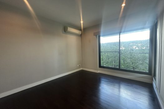 ขายบ้านสุดหรู ลดาวัลย์ รัตนาธิเบศร์ 4 ห้องนอน 4 ห้องน้ำ 208 ตร.ว. บ้านสวย สภาพมือ 1