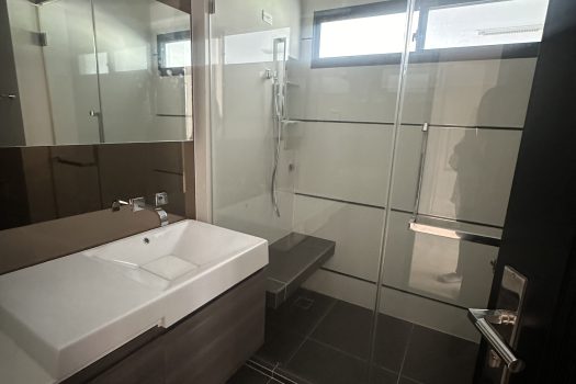 ขายบ้านสุดหรู ลดาวัลย์ รัตนาธิเบศร์ 4 ห้องนอน 4 ห้องน้ำ 208 ตร.ว. บ้านสวย สภาพมือ 1