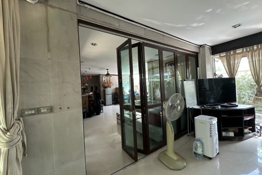 ด่วน ขายถูกมาก ! ที่ดินเปล่า ทำเลดีมาก บางนา-ตราด กม. 1 ขาเข้า พร้อมบ้าน 1 หลัง 495 ตร.วา 🌳