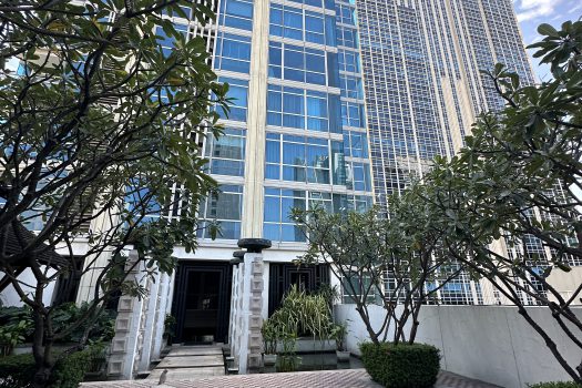 For Rent Luxury condo “Attheenee Residence” 3 BR 4 BR located in the heart of BKK 4 Min walk to BTS Ploenchit 🔥🔥