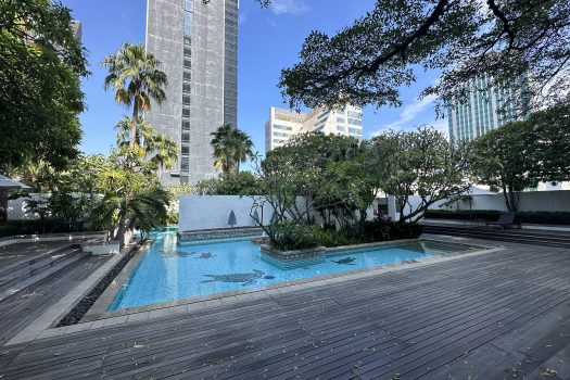 For Rent Luxury condo “Attheenee Residence” 3 BR 4 BR located in the heart of BKK 4 Min walk to BTS Ploenchit 🔥🔥