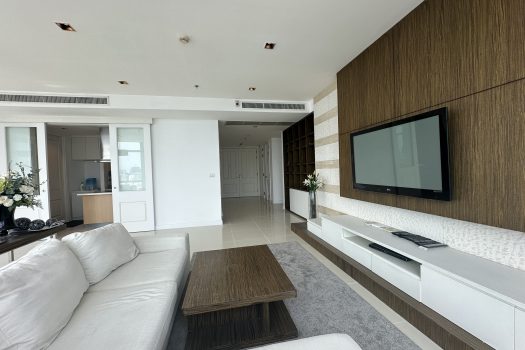 For Rent Luxury condo “Attheenee Residence” 3 BR 4 BR located in the heart of BKK 4 Min walk to BTS Ploenchit 🔥🔥