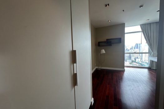 For Rent Luxury condo “Attheenee Residence” 3 BR 4 BR located in the heart of BKK 4 Min walk to BTS Ploenchit 🔥🔥