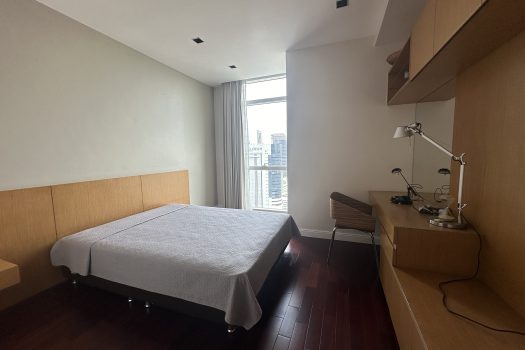 For Rent Luxury condo “Attheenee Residence” 3 BR 4 BR located in the heart of BKK 4 Min walk to BTS Ploenchit 🔥🔥