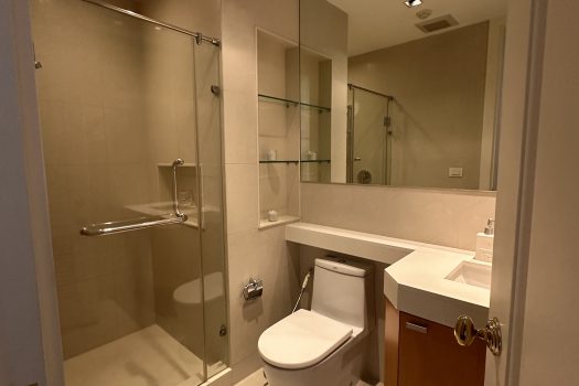 For Rent Luxury condo “Attheenee Residence” 3 BR 4 BR located in the heart of BKK 4 Min walk to BTS Ploenchit 🔥🔥