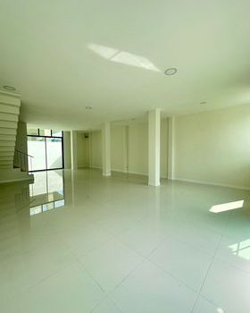 ขาย Home Office (หลังมุม) 30.3 ตารางวา ทำเลดี ถนนแจ้งวัฒนะ เข้าออกได้หลายทาง 🏡