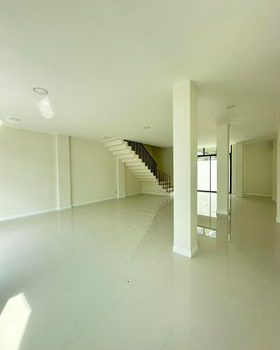 ขาย Home Office (หลังมุม) 30.3 ตารางวา ทำเลดี ถนนแจ้งวัฒนะ เข้าออกได้หลายทาง 🏡