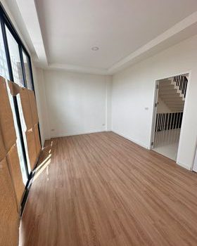 ขาย Home Office (หลังมุม) 30.3 ตารางวา ทำเลดี ถนนแจ้งวัฒนะ เข้าออกได้หลายทาง 🏡