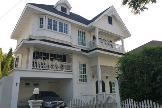 ขายบ้านเดี่ยว สุดหรู สไตล์ วินเทจ หมู่บ้าน แฟนตาเซีย วิลล่า 3 บ้านสวย ร่มรื่น ขายพร้อมผู้เช่า 🏡