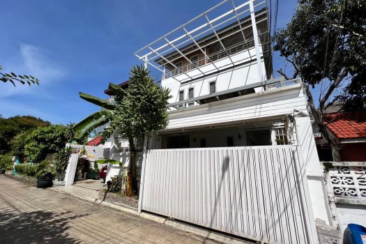 ขายบ้านเดี่ยว 2 ชั้น 60 ตร.วา ทำเลดีมาก ย่านโชคชัย4 🏡