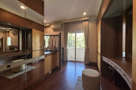 ขายบ้านเดี่ยว หลังมุม สุดหรู ทำเลดีมาก ใจกลางพัฒนาการ 30 พื้นที่ 100.5 ตร.วา 🏡