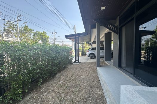 ขายราคาดีมาก บ้านหรูโครงการ บริทาเนีย บางนา-สุวรรณภูมิ กม.26 บ้านสวย วิวสวน ต่อเติมเยี่ยม 4 ห้องนอน 4 ห้องน้ำ