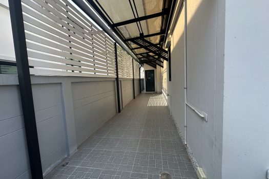 ขายราคาดีมาก บ้านหรูโครงการ บริทาเนีย บางนา-สุวรรณภูมิ กม.26 บ้านสวย วิวสวน ต่อเติมเยี่ยม 4 ห้องนอน 4 ห้องน้ำ