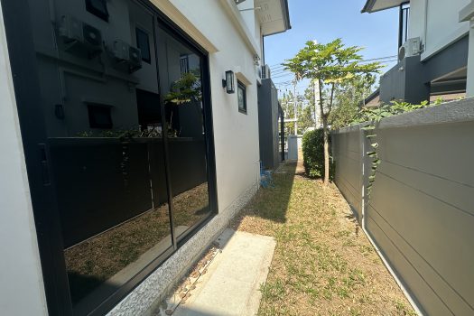 ขายราคาดีมาก บ้านหรูโครงการ บริทาเนีย บางนา-สุวรรณภูมิ กม.26 บ้านสวย วิวสวน ต่อเติมเยี่ยม 4 ห้องนอน 4 ห้องน้ำ