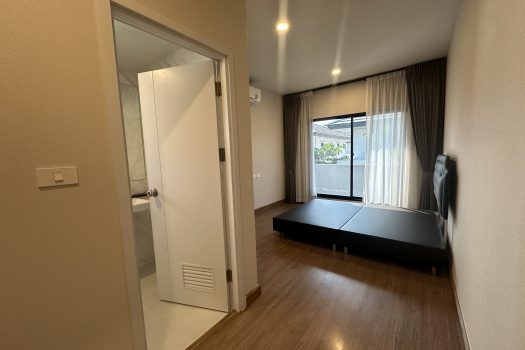 ขายราคาดีมาก บ้านหรูโครงการ บริทาเนีย บางนา-สุวรรณภูมิ กม.26 บ้านสวย วิวสวน ต่อเติมเยี่ยม 4 ห้องนอน 4 ห้องน้ำ