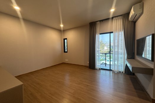 ขายราคาดีมาก บ้านหรูโครงการ บริทาเนีย บางนา-สุวรรณภูมิ กม.26 บ้านสวย วิวสวน ต่อเติมเยี่ยม 4 ห้องนอน 4 ห้องน้ำ