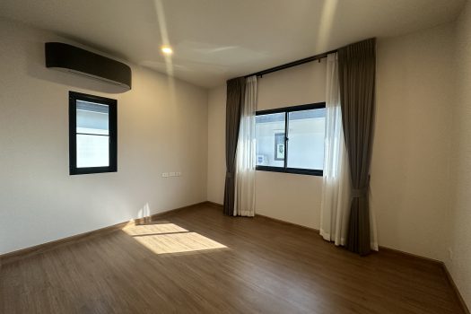 ขายราคาดีมาก บ้านหรูโครงการ บริทาเนีย บางนา-สุวรรณภูมิ กม.26 บ้านสวย วิวสวน ต่อเติมเยี่ยม 4 ห้องนอน 4 ห้องน้ำ