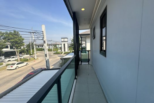 ขายราคาดีมาก บ้านหรูโครงการ บริทาเนีย บางนา-สุวรรณภูมิ กม.26 บ้านสวย วิวสวน ต่อเติมเยี่ยม 4 ห้องนอน 4 ห้องน้ำ