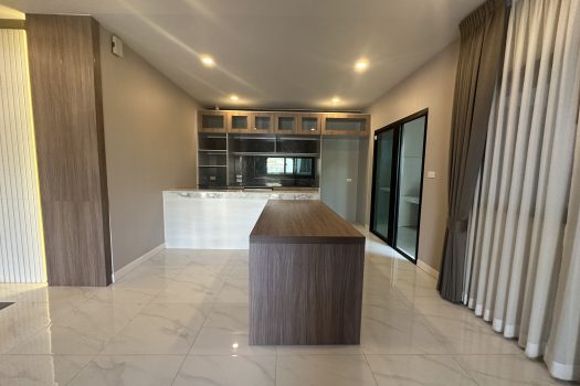 ขายราคาดีมาก บ้านหรูโครงการ บริทาเนีย บางนา-สุวรรณภูมิ กม.26 บ้านสวย วิวสวน ต่อเติมเยี่ยม 4 ห้องนอน 4 ห้องน้ำ