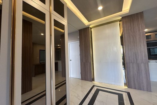 ขายราคาดีมาก บ้านหรูโครงการ บริทาเนีย บางนา-สุวรรณภูมิ กม.26 บ้านสวย วิวสวน ต่อเติมเยี่ยม 4 ห้องนอน 4 ห้องน้ำ