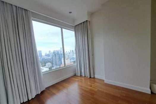 ขาย/เช่า คอนโดหรู คิว หลังสวน (Q Langsuan) 3 ห้องนอน 4 ห้องน้ำ คอนโดทำเลดี ใกล้ BTS ราชดำริ