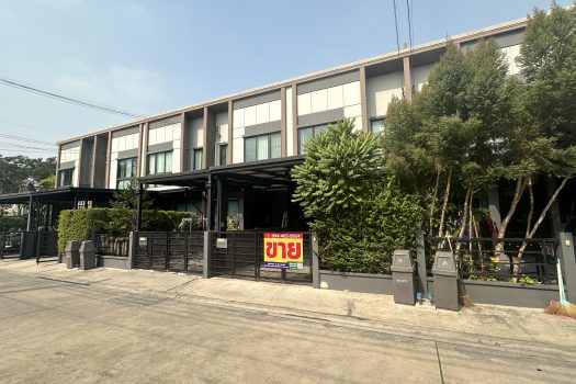 ขายราคาดีสุดในโครงการ ทาวน์โฮม 2 ชั้น โครงการ Pleno พระราม 9 กรุงเทพกรีฑา 2 บ้านสวย สภาพดี ทำเลเยี่ยม