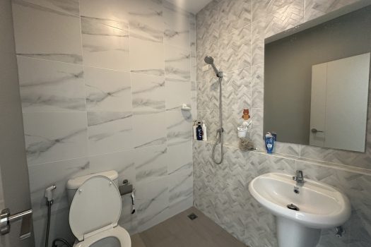 ขายราคาดีสุดในโครงการ ทาวน์โฮม 2 ชั้น โครงการ Pleno พระราม 9 กรุงเทพกรีฑา 2 บ้านสวย สภาพดี ทำเลเยี่ยม