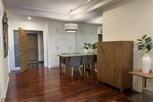 For Sale/Rent: Baan Chao Praya Condominium 1 BR 94 Sq.m beautiful room with spectacular river views/ good location close to BTS Khlong San