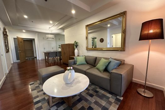 For Sale/Rent: Baan Chao Praya Condominium 1 BR 94 Sq.m beautiful room with spectacular river views/ good location close to BTS Khlong San