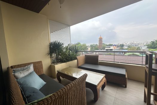 For Sale/Rent: Baan Chao Praya Condominium 1 BR 94 Sq.m beautiful room with spectacular river views/ good location close to BTS Khlong San