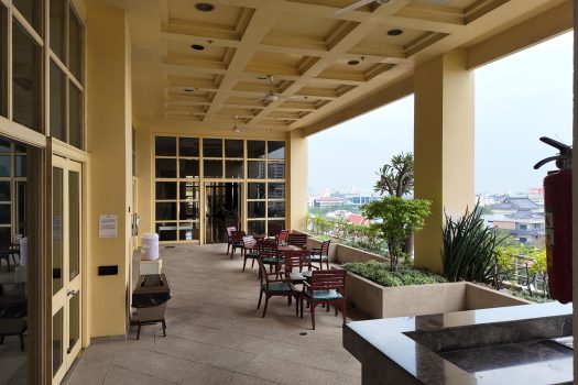 For Sale/Rent: Baan Chao Praya Condominium 1 BR 94 Sq.m beautiful room with spectacular river views/ good location close to BTS Khlong San