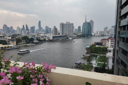 For Sale/Rent: Baan Chao Praya Condominium 1 BR 94 Sq.m beautiful room with spectacular river views/ good location close to BTS Khlong San