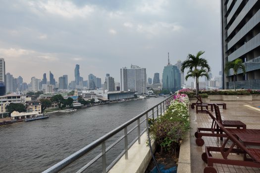 For Sale/Rent: Baan Chao Praya Condominium 1 BR 94 Sq.m beautiful room with spectacular river views/ good location close to BTS Khlong San