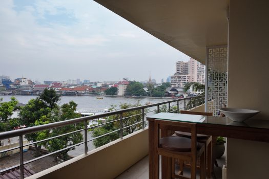 For Sale/Rent: Baan Chao Praya Condominium 1 BR 94 Sq.m beautiful room with spectacular river views/ good location close to BTS Khlong San