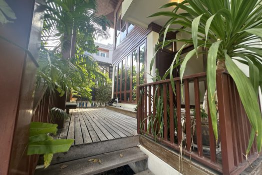 ขายบ้านใน หมู่บ้านเสรี พระราม 9 ทำเลดีมาก เข้าออกได้หลายทางทั้ง พระราม 9 และพัฒนาการ 4 ห้องนอน 74 ตร.วา บ้านสวย ร่มรื่นมากก🌳🏡 🔥 ขายราคาเพียง 23,000,000 บาท 🔥