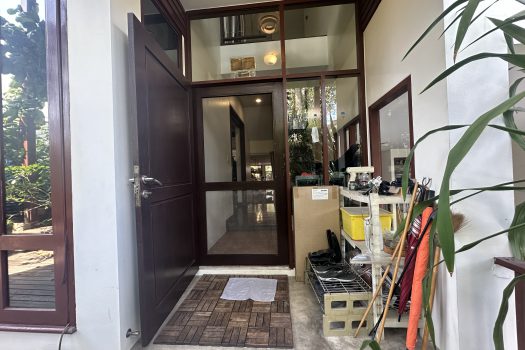 ขายบ้านใน หมู่บ้านเสรี พระราม 9 ทำเลดีมาก เข้าออกได้หลายทางทั้ง พระราม 9 และพัฒนาการ 4 ห้องนอน 74 ตร.วา บ้านสวย ร่มรื่นมากก🌳🏡 🔥 ขายราคาเพียง 23,000,000 บาท 🔥