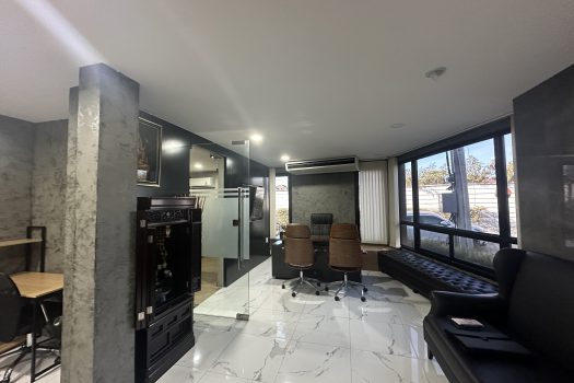 ขาย Home Office โครงการ พฤกษาวิลล์ 65/2 ศรีสมาน หลังมุม ต่อเติมสวย เต็มพื้นที่ ตอบโจทย์ทุกการใช้งาน ทำเลดีมาก ติดห้างโรบินสันศรีสมานเพียง 100 เมตร