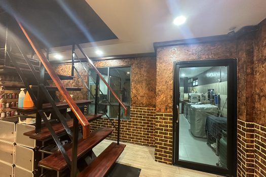 ขาย Home Office โครงการ พฤกษาวิลล์ 65/2 ศรีสมาน หลังมุม ต่อเติมสวย เต็มพื้นที่ ตอบโจทย์ทุกการใช้งาน ทำเลดีมาก ติดห้างโรบินสันศรีสมานเพียง 100 เมตร