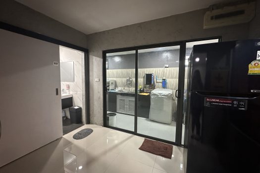 ขาย Home Office โครงการ พฤกษาวิลล์ 65/2 ศรีสมาน หลังมุม ต่อเติมสวย เต็มพื้นที่ ตอบโจทย์ทุกการใช้งาน ทำเลดีมาก ติดห้างโรบินสันศรีสมานเพียง 100 เมตร