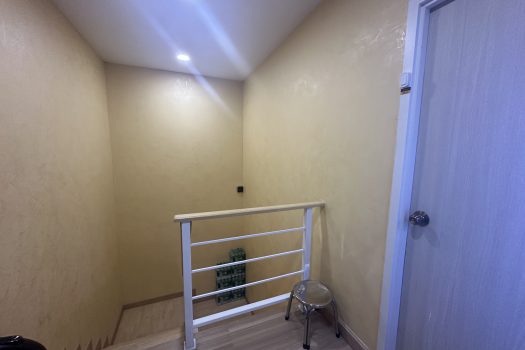 ขาย Home Office โครงการ พฤกษาวิลล์ 65/2 ศรีสมาน หลังมุม ต่อเติมสวย เต็มพื้นที่ ตอบโจทย์ทุกการใช้งาน ทำเลดีมาก ติดห้างโรบินสันศรีสมานเพียง 100 เมตร