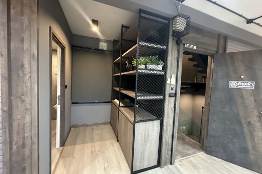 ขาย ด่วน ‼️ ทาวน์โฮม The Plant ซิตี้ แจ้งวัฒนะ ทำเลดีมาก ติดถนน ติดอิมแพ็คเมืองทองธานี ใกล้จุดขึ้นลงทางด่วนด่านเมืองทองธานี ตกแต่งสวย สไตล์ Loft พร้อมเข้าอยู่ เริ่มกิจการได้ทันที