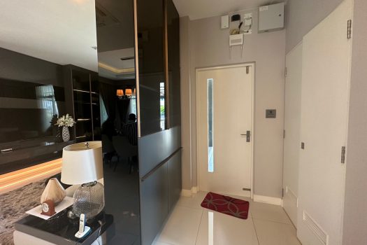 บ้านเดี่ยว โครงการ มัณฑนา อ่อนนุช-วงแหวน 4 บ้านสวย ตกแต่งครบ พร้อมเข้าอยู่ 4 ห้องนอน 3 ห้องน้ำ Function ครบ ในราคาที่ดีสุดๆ