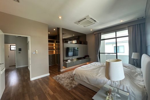 บ้านเดี่ยว โครงการ มัณฑนา อ่อนนุช-วงแหวน 4 บ้านสวย ตกแต่งครบ พร้อมเข้าอยู่ 4 ห้องนอน 3 ห้องน้ำ Function ครบ ในราคาที่ดีสุดๆ