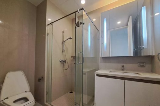 ขาย/เช่า คอนโดหรู คิว หลังสวน (Q Langsuan) 3 ห้องนอน 4 ห้องน้ำ คอนโดทำเลดี ใกล้ BTS ราชดำริ